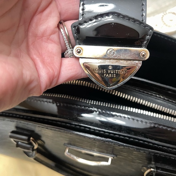 Louis Vuitton Epi Electric Pont-Neuf GM Handbag - Like New - Picture 9 of 11